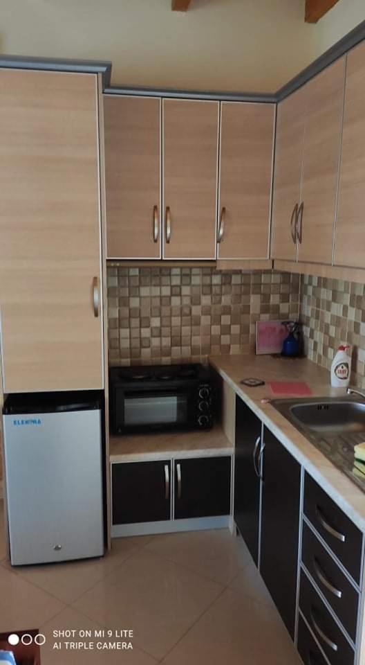 Vasil Rooms Lukovë Dış mekan fotoğraf