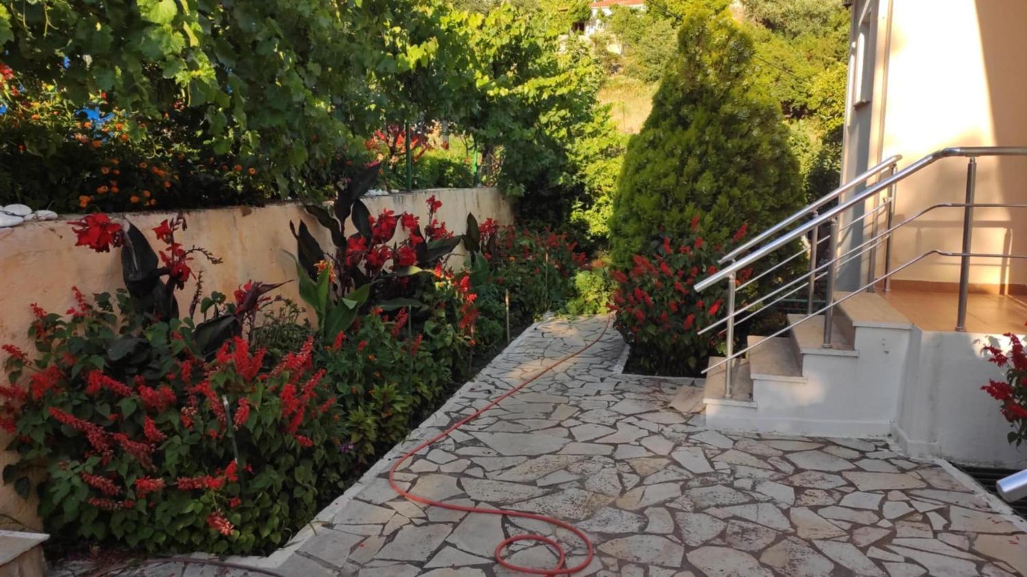Vasil Rooms Lukovë Dış mekan fotoğraf